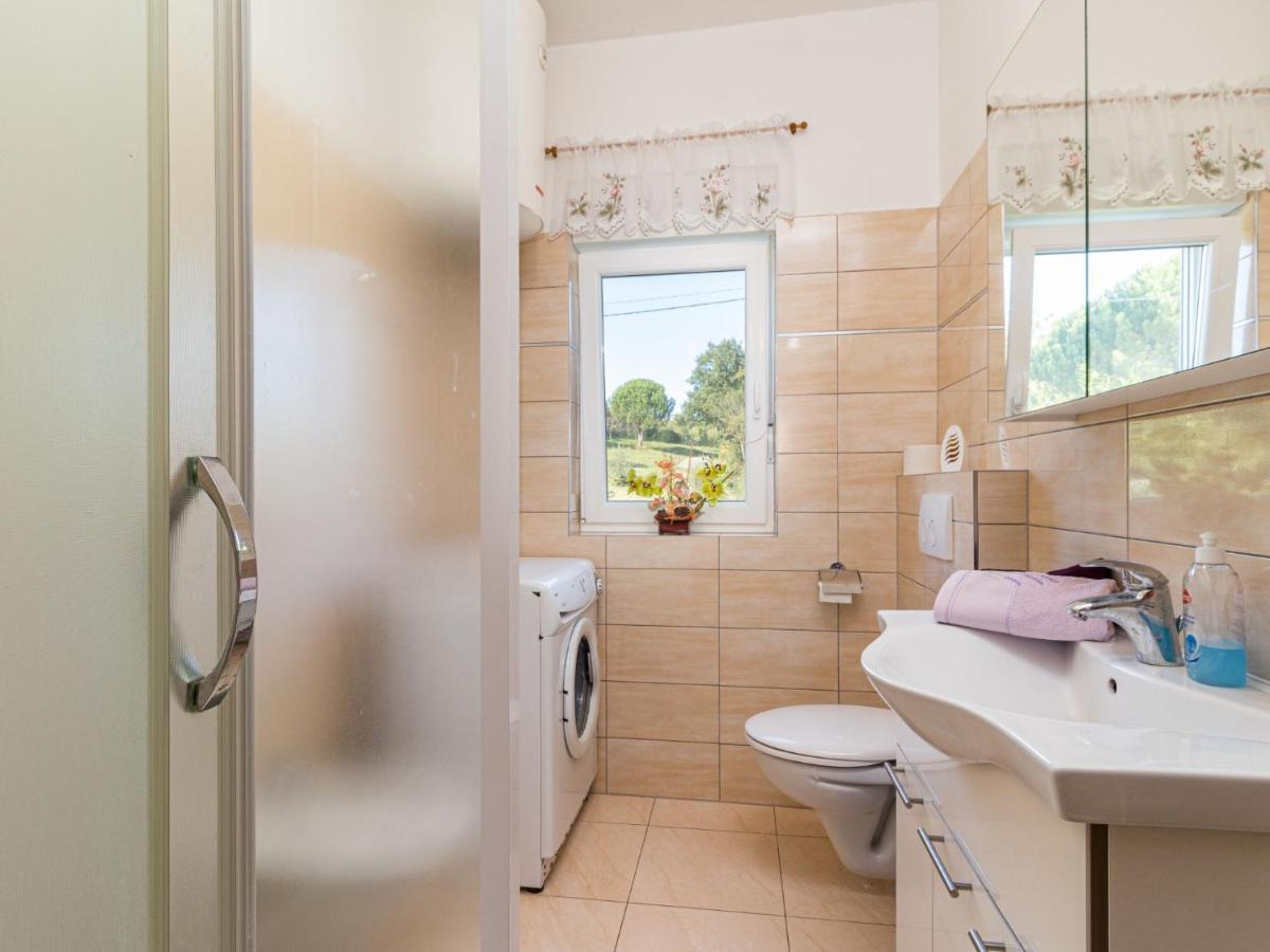 Holiday Home Larisa - Ipc141 By Interhome Pićan エクステリア 写真