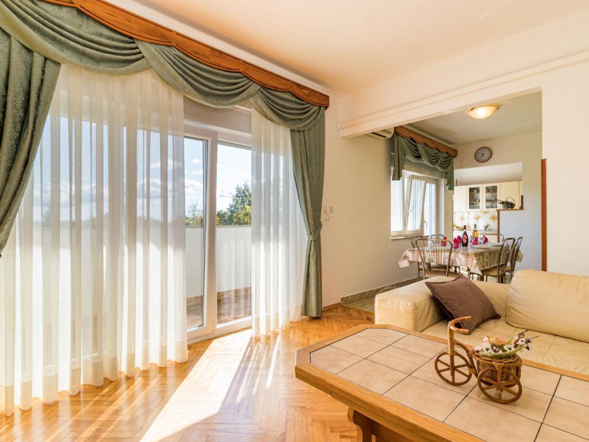 Holiday Home Larisa - Ipc141 By Interhome Pićan エクステリア 写真
